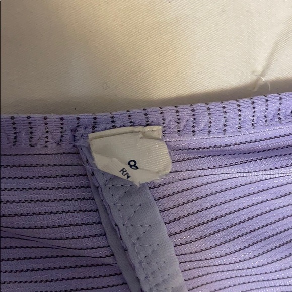 Lululemon T-Shirt - Picture 4 of 4